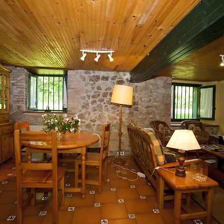 Casa Rural Solapena Gospodarstwo wiejskie *